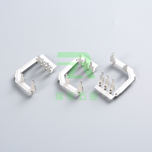 ED9A2502-1